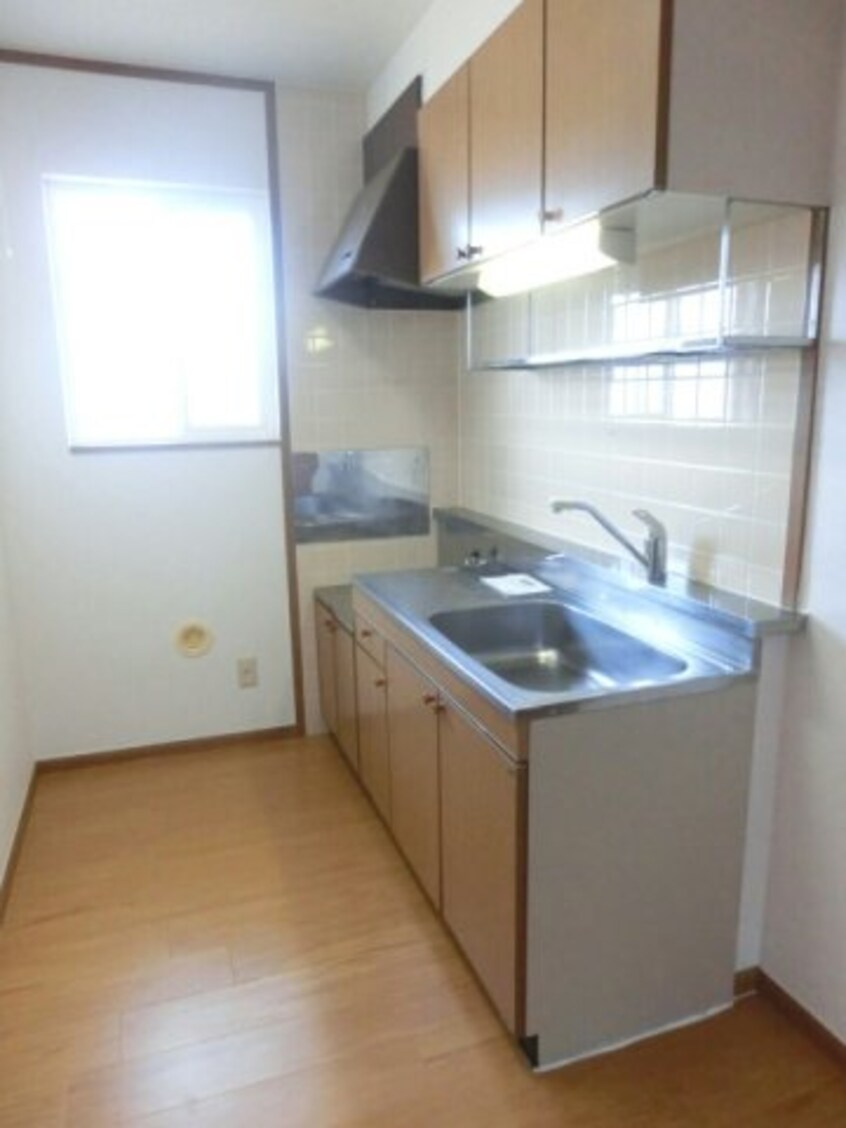  吉備線<桃太郎線>/東総社駅 徒歩13分 2階 築28年