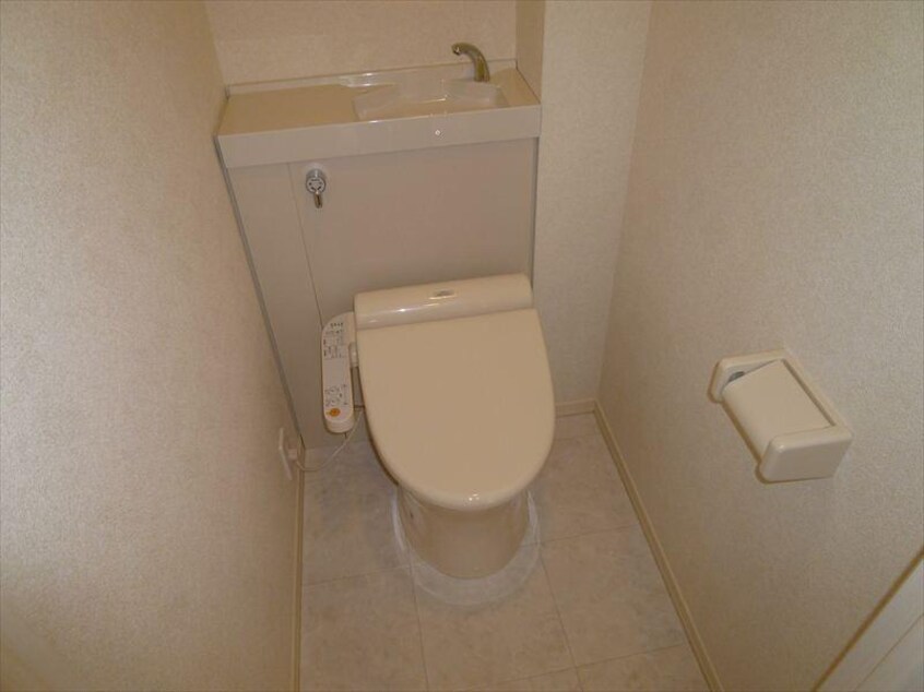  水島臨海鉄道水島本線/球場前駅 徒歩17分 2階 築11年