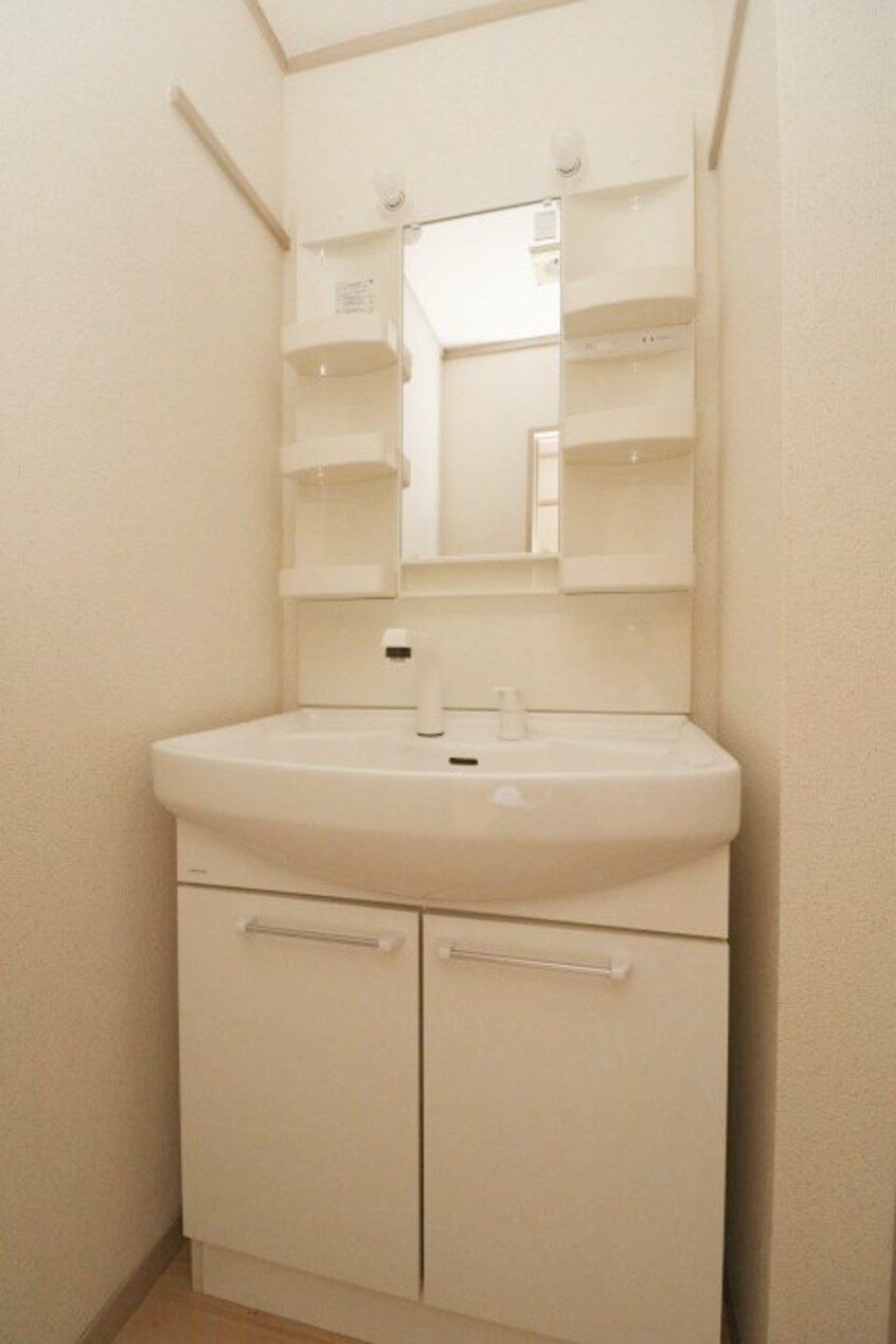  水島臨海鉄道水島本線/倉敷市駅 徒歩23分 6階 築35年