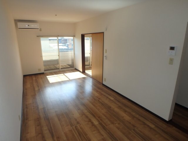 中庄　サニーコート中庄　1LDK　居間・リビング サニーコート中庄