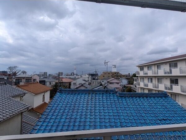  名古屋市営地下鉄鶴舞線/川名駅 徒歩9分 4階 築37年