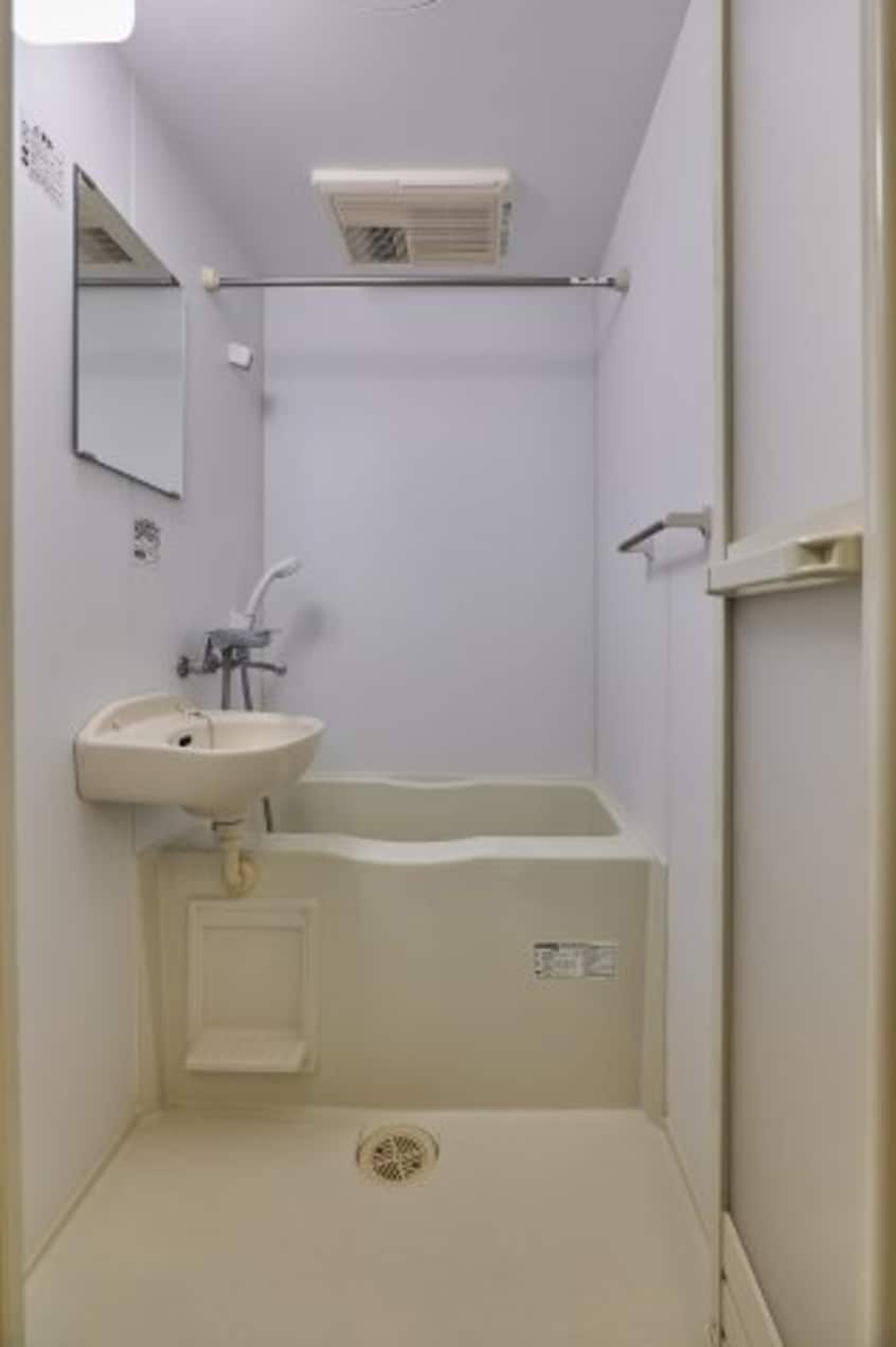  レオネクストケーズキューブ川名