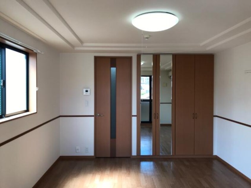 洋室 クレア　トミー