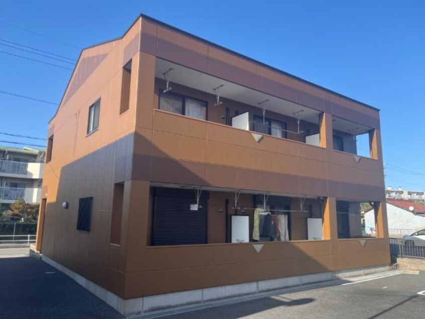 外観写真（昼） クレア　トミー