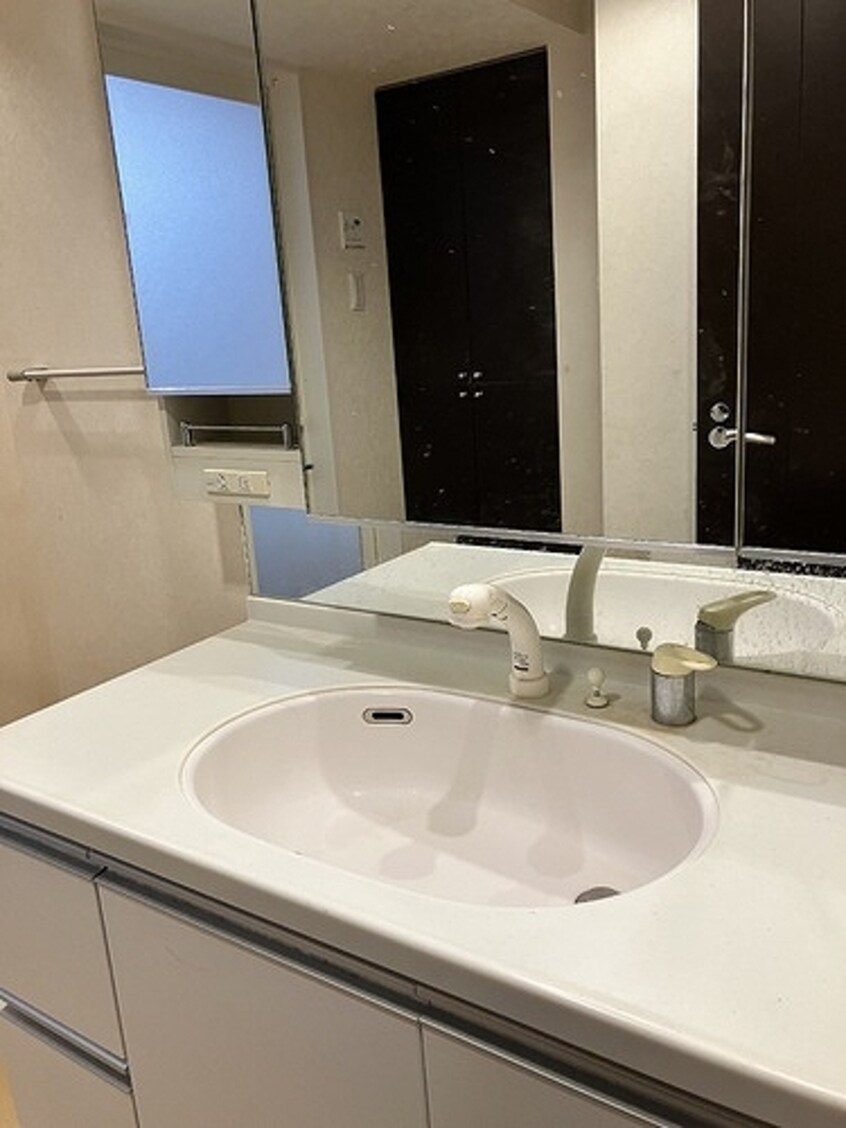  ライオンズタワー千種