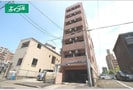 プレスイン旗屋の外観
