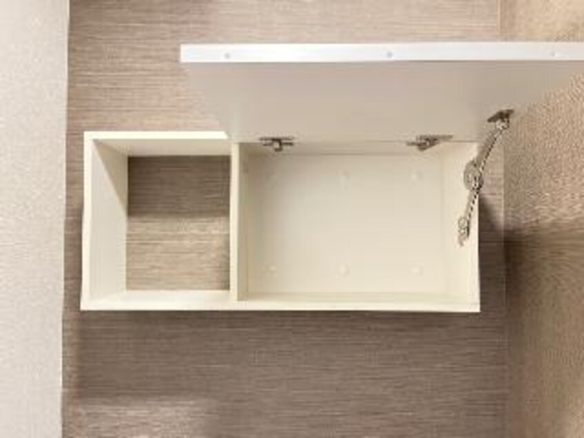 トイレ上段収納（イメージ） Berg SAKAE