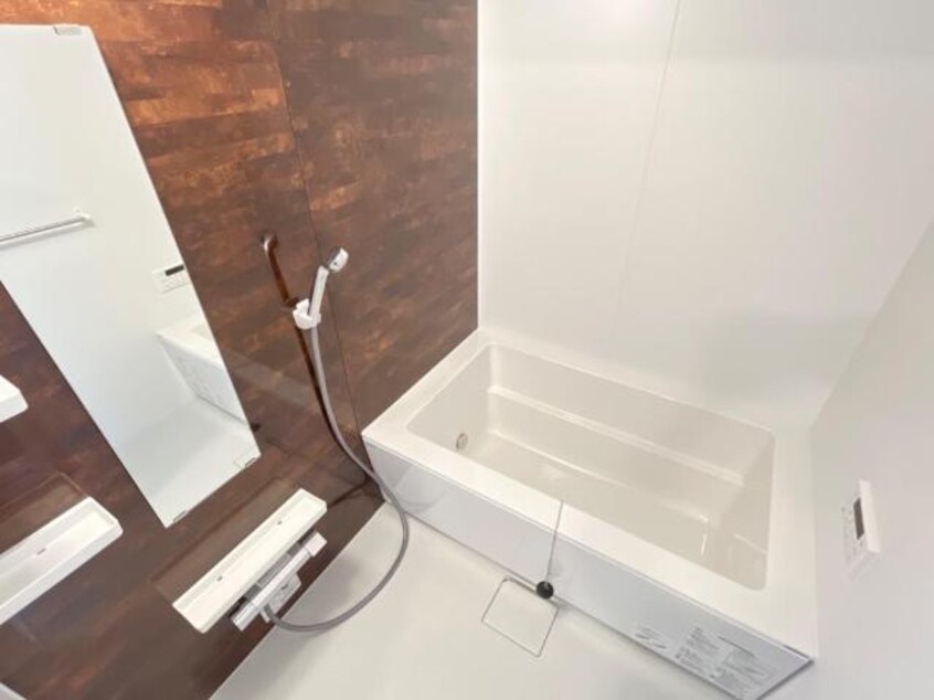 バス（イメージ） Berg SAKAE