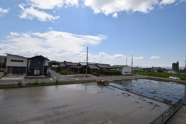  関西本線（東海）/春田駅 徒歩36分 2階 築19年
