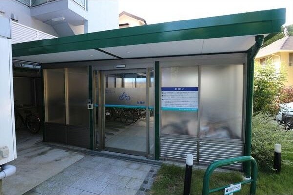  名古屋市営地下鉄鶴舞線/いりなか駅 徒歩9分 1階 築40年