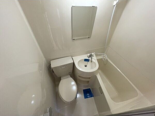  名古屋市営地下鉄鶴舞線/いりなか駅 徒歩9分 1階 築40年