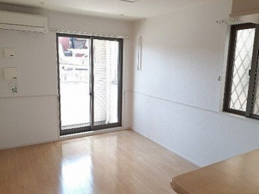  関西本線（東海）/八田駅 徒歩15分 1階 築10年