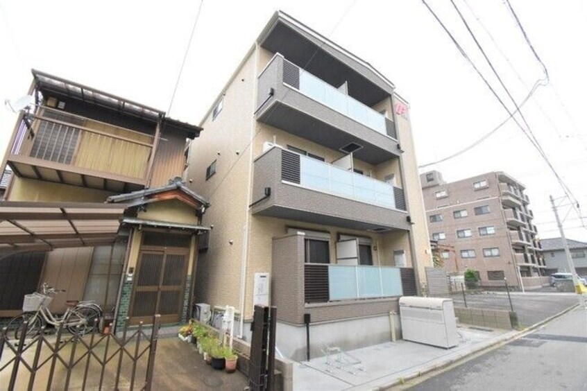  名古屋市営地下鉄東山線/本陣駅 徒歩6分 1階 1年未満