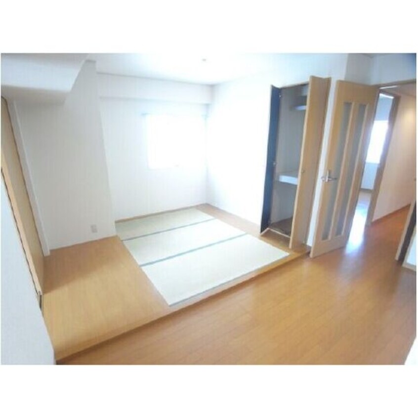  レジデンス栄光