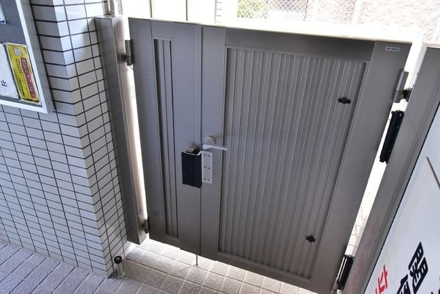  名古屋市営地下鉄鶴舞線/いりなか駅 徒歩2分 10階 築33年