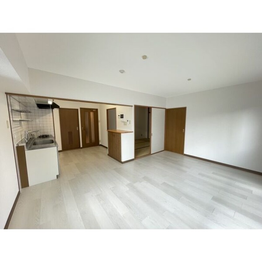  ヴィアーレマルフク南館