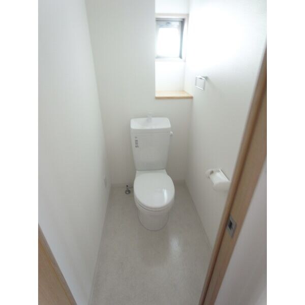  名鉄河和線/住吉町駅 徒歩5分 2階 築9年