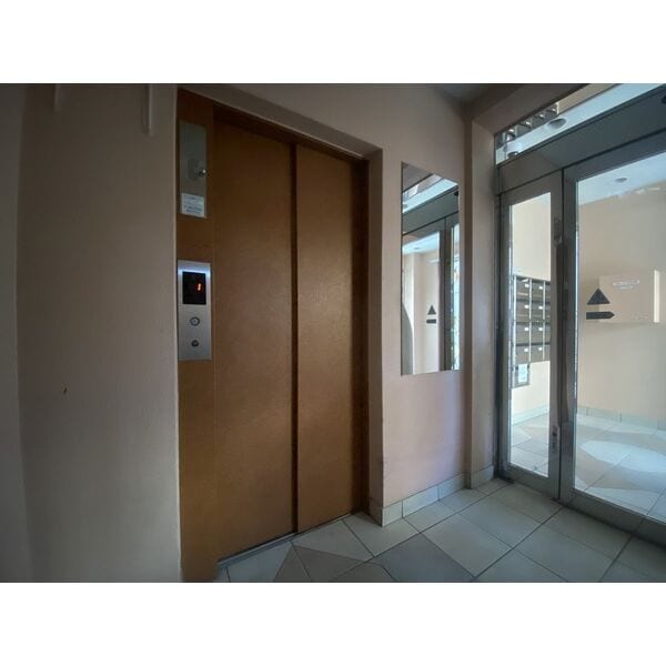  名古屋市営地下鉄鶴舞線/原駅 徒歩1分 9階 築24年