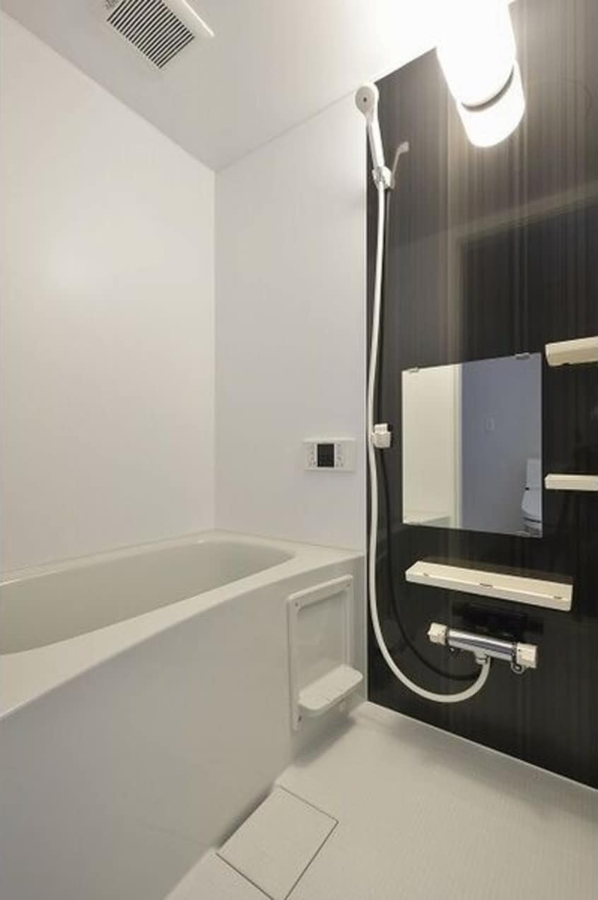  名古屋市営地下鉄名城線/志賀本通駅 徒歩8分 2階 築9年