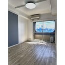 ※写真は同じマンションの違う部屋のものになります。 名古屋市営地下鉄東山線/千種駅 徒歩6分 5階 築40年