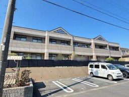 外観写真（昼）