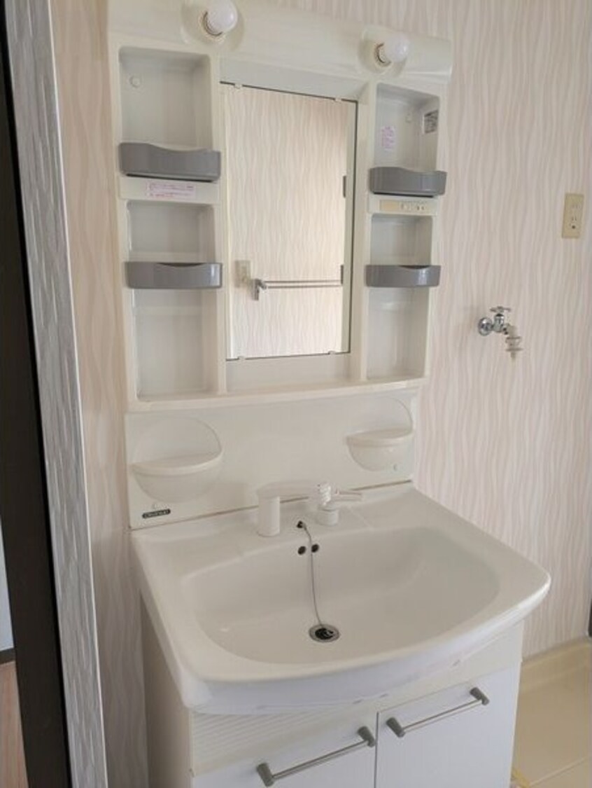  東海道本線/尾頭橋駅 徒歩3分 2階 築35年