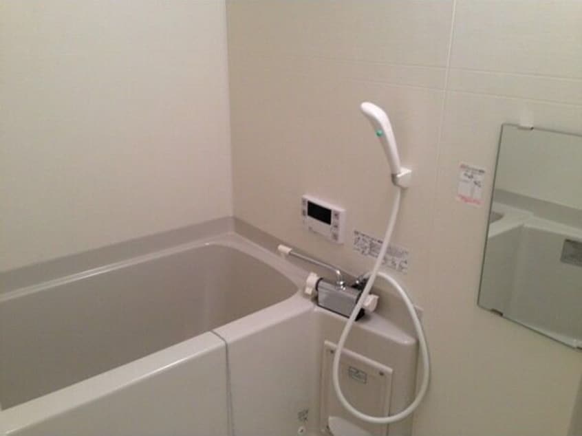 ※写真は同じマンションの違う部屋のものになります。 名古屋市営地下鉄東山線/中村公園駅 徒歩4分 2階 築11年