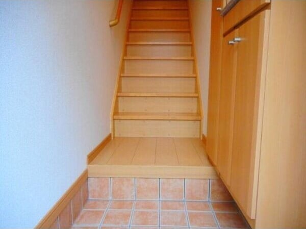  名古屋臨海高速鉄道<あおなみ線>/南荒子駅 徒歩5分 2階 築17年