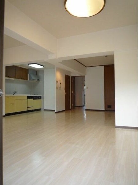  名古屋市営地下鉄鶴舞線/川名駅 徒歩14分 1階 築38年