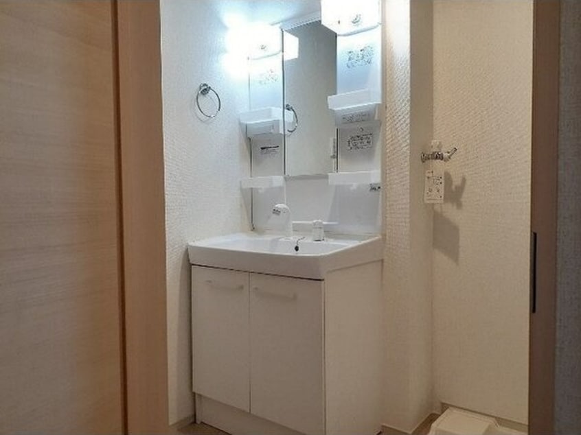  関西本線（東海）/春田駅 徒歩37分 2階 築12年