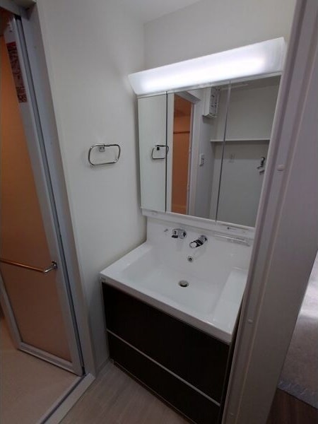  名古屋市営地下鉄名城線/久屋大通駅 徒歩5分 8階 築1年