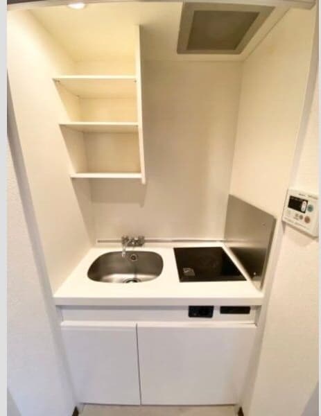  名古屋市営地下鉄鶴舞線/川名駅 徒歩12分 4階 築35年