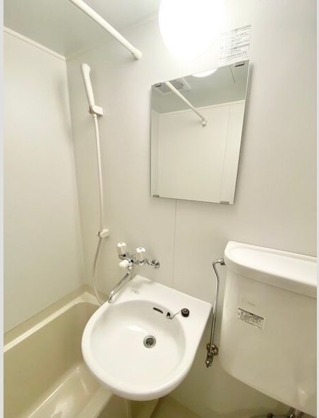  名古屋市営地下鉄鶴舞線/川名駅 徒歩12分 4階 築35年