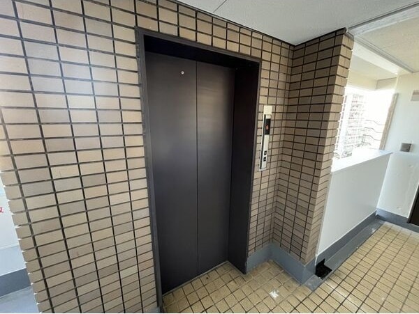  名古屋市営地下鉄東山線/名古屋駅 徒歩7分 5階 築34年