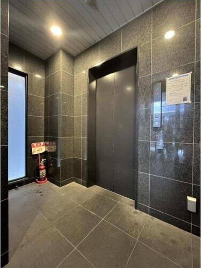  名古屋市営地下鉄桜通線/国際センター駅 徒歩5分 6階 築22年