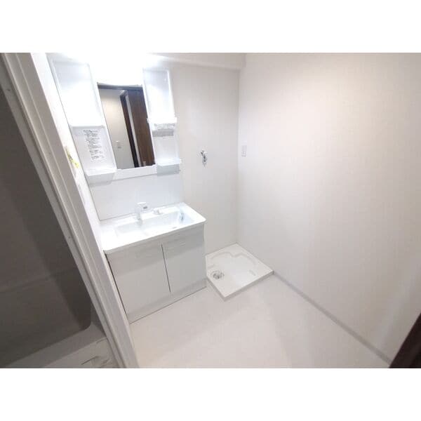  名古屋市営地下鉄東山線/本郷駅 徒歩37分 4階 築44年