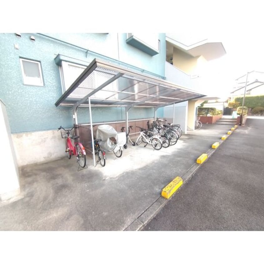  名古屋市営地下鉄東山線/本郷駅 徒歩37分 4階 築44年