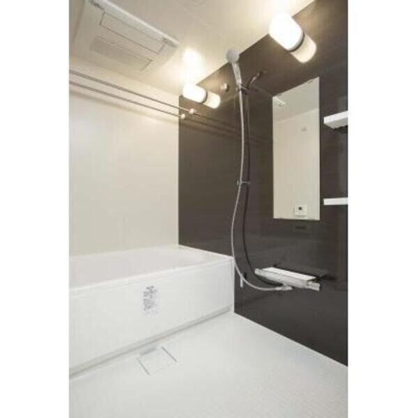 ※写真は同じマンションの違う部屋のものになります。 パークアクシス名駅南