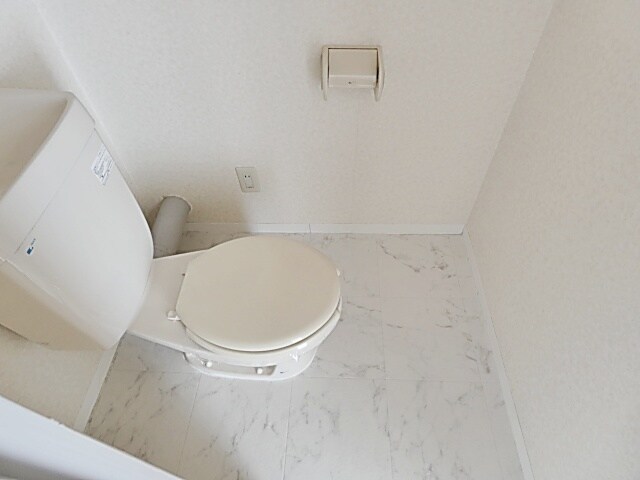  名古屋市営地下鉄東山線/上社駅 徒歩22分 3階 築32年