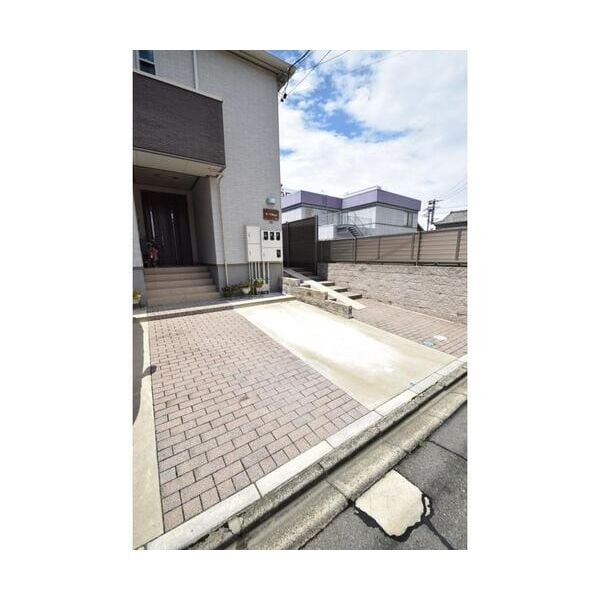  名鉄常滑線・空港線/道徳駅 徒歩3分 2階 築12年