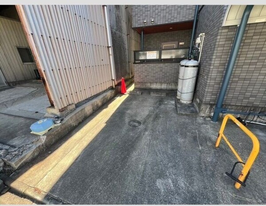  名古屋市営地下鉄東山線/岩塚駅 徒歩12分 3階 築23年
