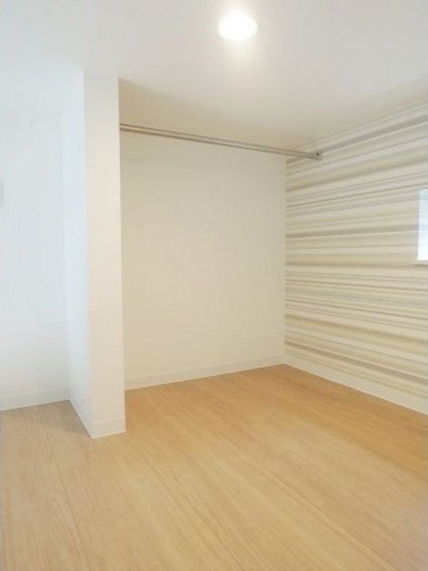 ※写真は同じマンションの違う部屋のものになります。 近鉄名古屋線/黄金駅 徒歩6分 1階 築7年