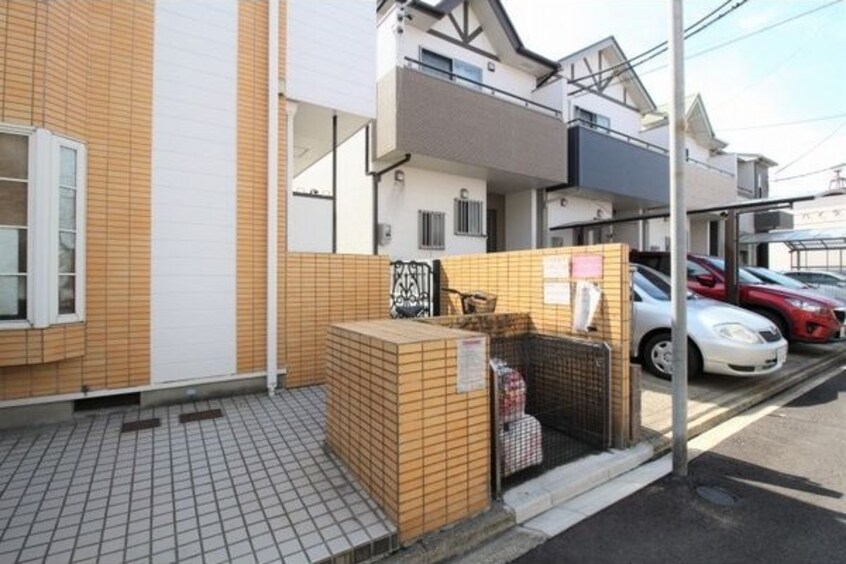  名古屋市営地下鉄東山線/中村公園駅 徒歩5分 2階 築37年