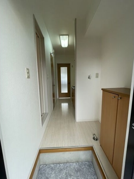  ヤングパレスB棟