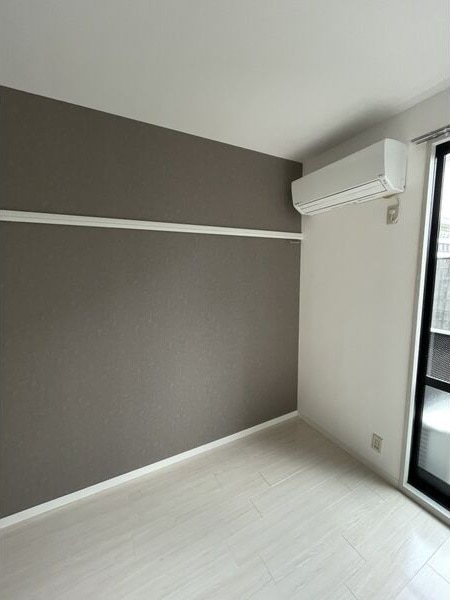  ヤングパレスB棟