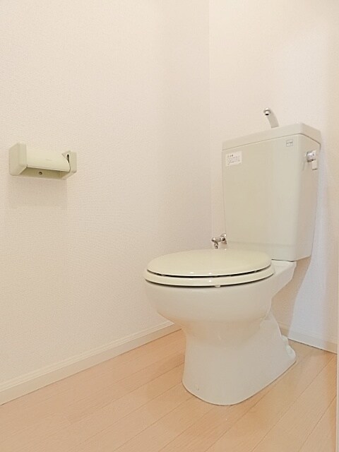 落ち着いたトイレです グレイス市場木