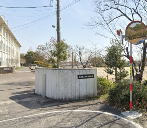 大府市立大府西中学校(中学校/中等教育学校)まで547m ニュ－フラワ－Ｙ・Ｋ