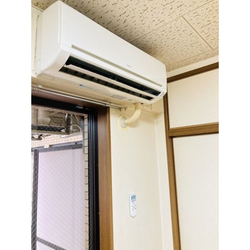 ※写真は同じマンションの違う部屋のものになります。 WIN大須