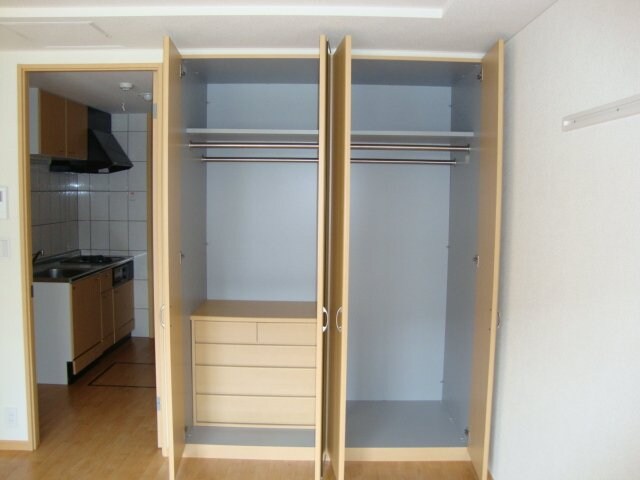 クローゼット（イメージ） ラッフル金城