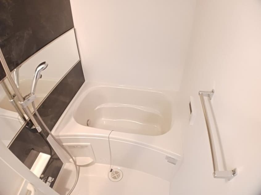  ホワイトメゾン新栄